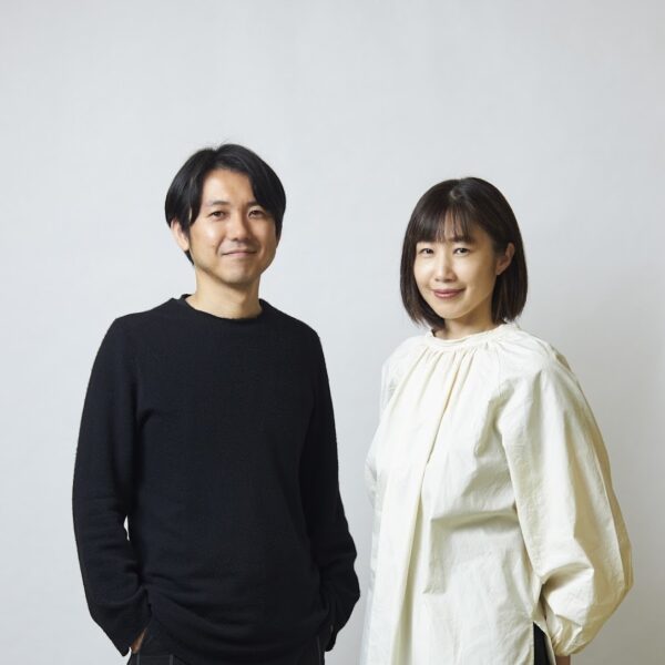 小嶋伸也 / 小嶋綾香