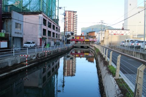 水平張り（φ4-6）